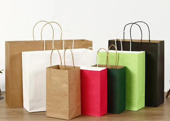 Sacos de compras de papel revestido personalizados Sacola de papel dobrável de luxo com alça Sacos de compras de papel branco